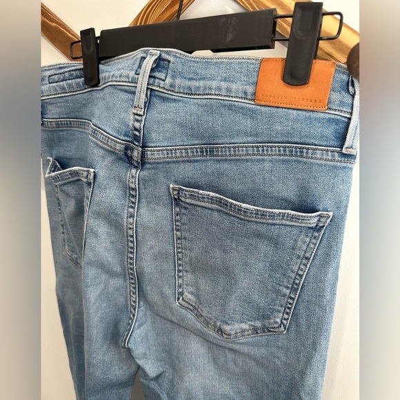 LIKE NEW- CITIZENS OF HUMANITY ROCKET HIGHRISE SKINNY JEAN- size 29 - Picture 12 of 12